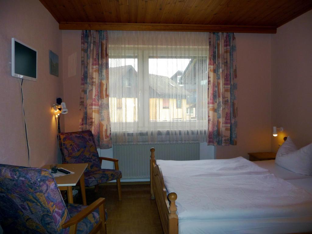 Pension Loeffler Steinbach am Wald Bagian luar foto